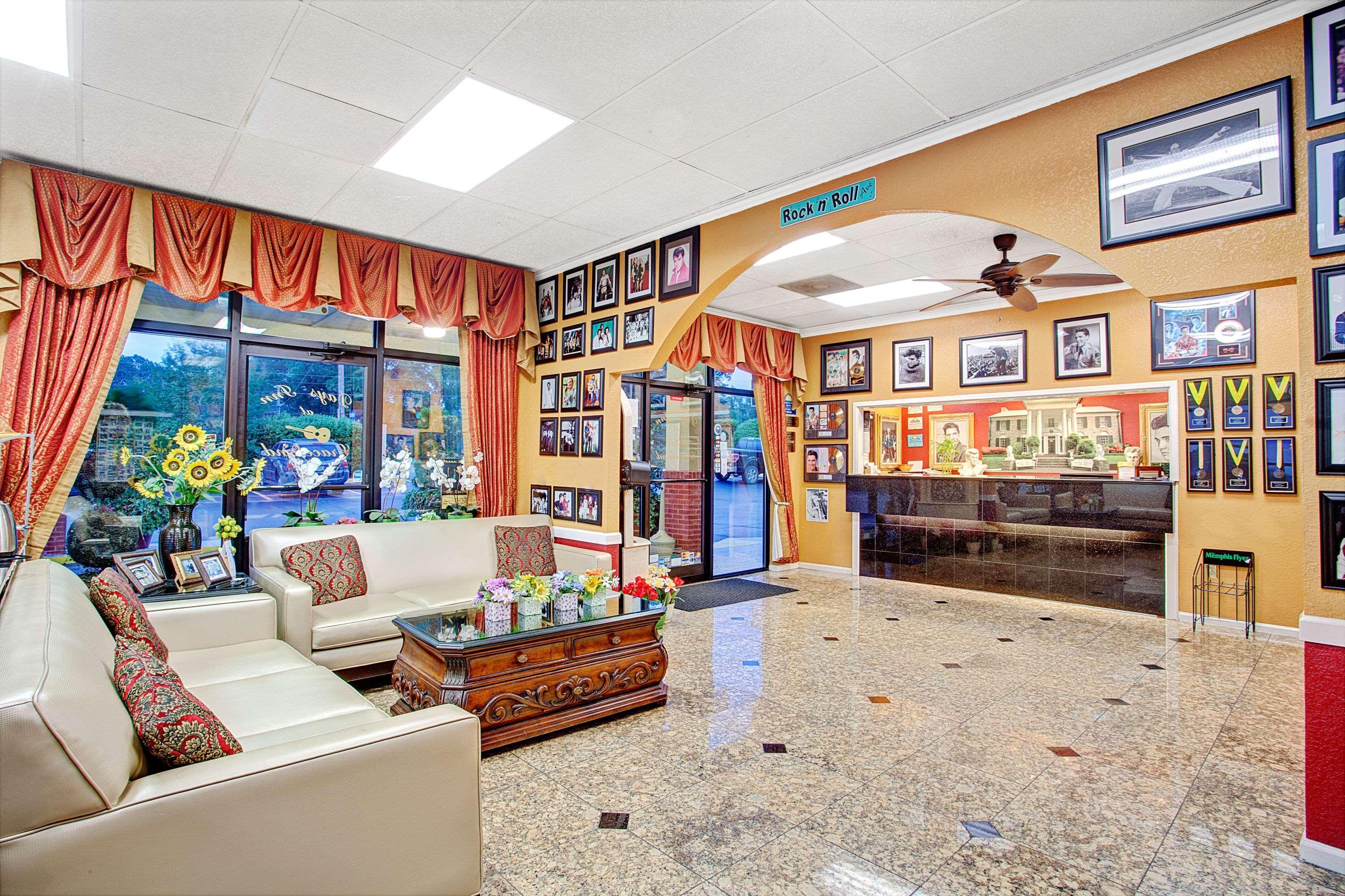 Days Inn By Wyndham Memphis At Graceland Екстериор снимка